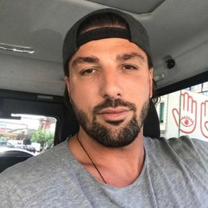 Meet your Posher, Chris